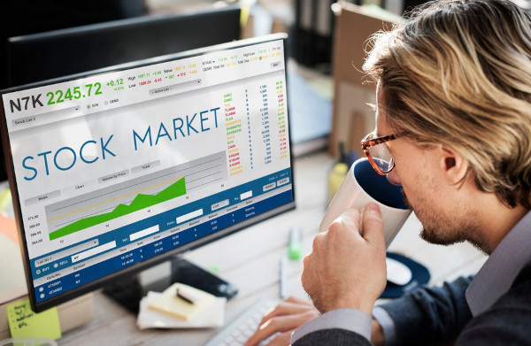 Jak se stát investičním poradcem a co tato profese obnáší